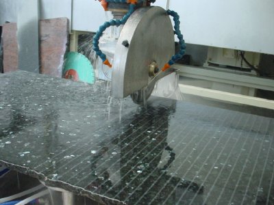 CNC Fr�sen von Granitplatten Schneiden Granit